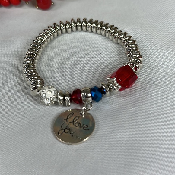 Group of seven red vibe bracelets - Picture 5 of 9